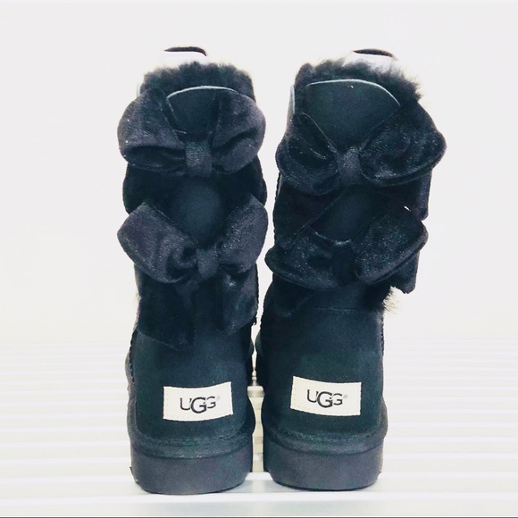 ugg bailey bow 40